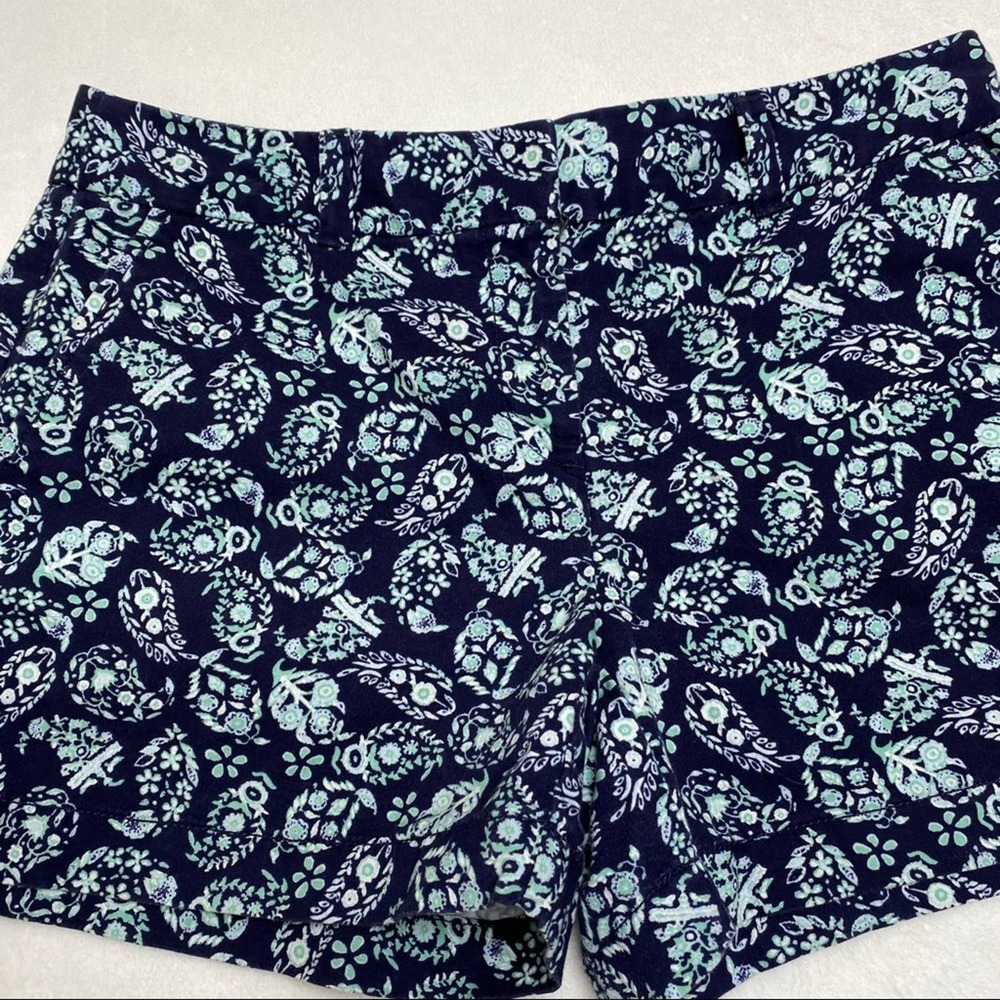 LOFT Navy Patterned Shorts Size 2 - Picture 2 of 4